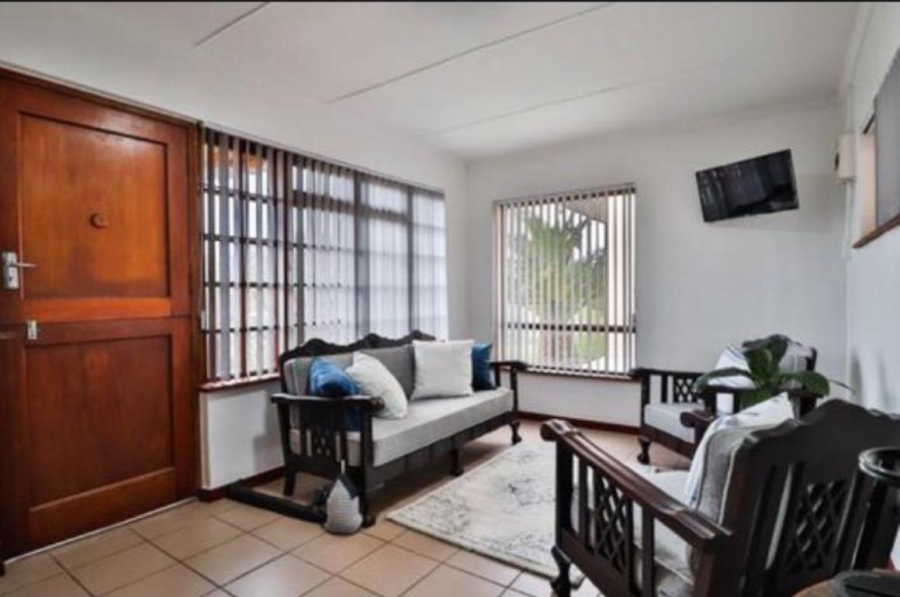 To Let 1 Bedroom Property for Rent in Dana Bay Western Cape